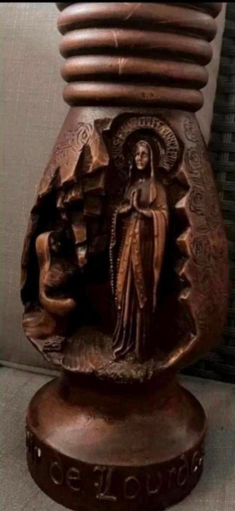 Lourdes houten vaas ,Maria & Bernadette Soubirous, Antiek en Kunst, Ophalen of Verzenden