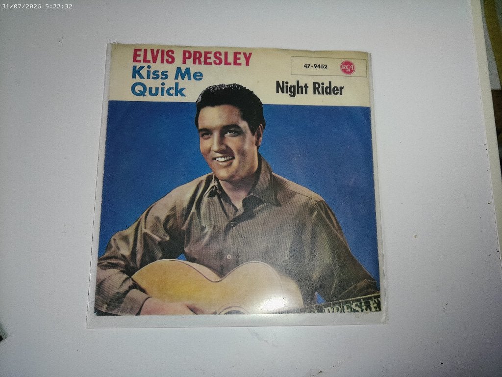 Elvis Presley - Kiss me Quick / Night Rider, Gebruikt, Fotohoes, 7 inch, Ophalen of Verzenden