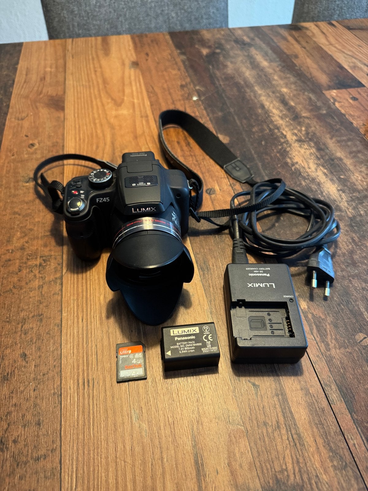 Panasonic Lumix DMC-FZ45 Bridgecamera, Audio, Tv en Foto, Fotocamera's Digitaal, Gebruikt, Bridgecamera, Panasonic, 8 keer of meer