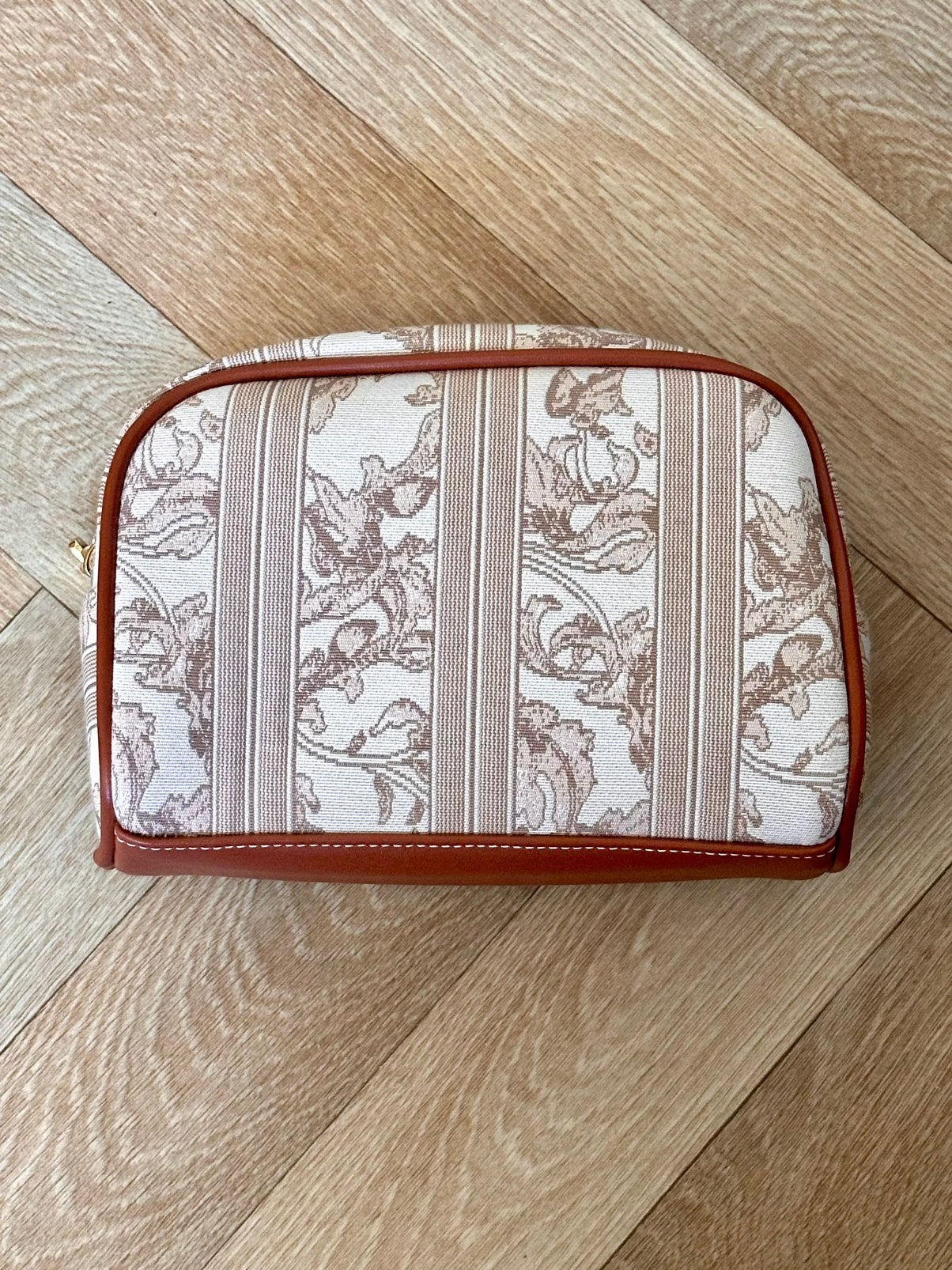 Olcay Gulsen Beauty toilettas NIEUW, Ophalen of Verzenden, Nieuw, Beige, Dame