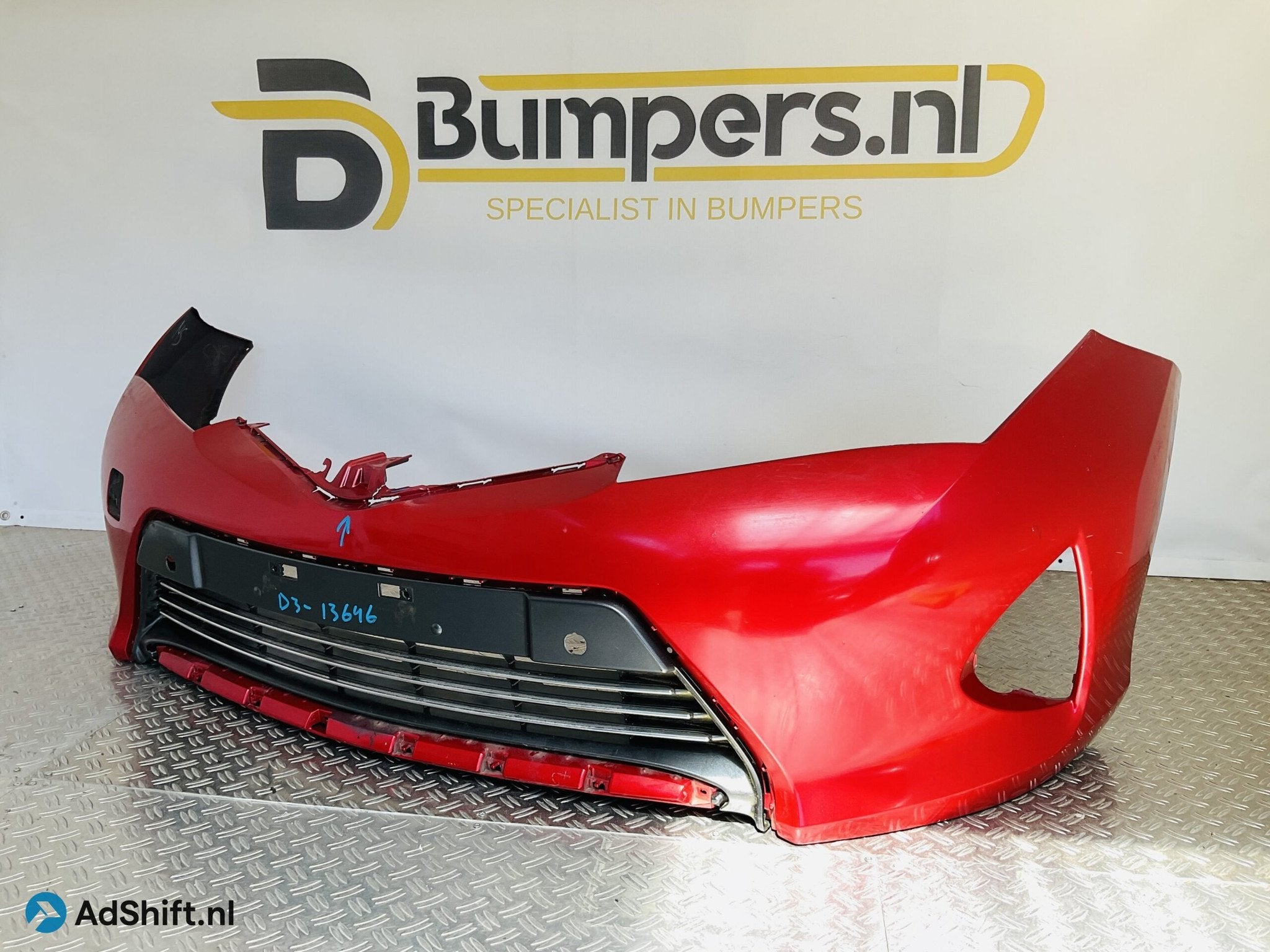 Bumper Toyota Auris 12-15 52119-02A20 Voorbumper 2-D3-13646z, Auto-onderdelen, Bumper