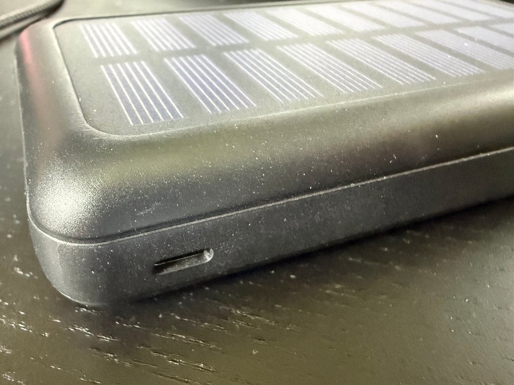 Solar Powerbank 30000 mAh, Ophalen of Verzenden, Zo goed als nieuw