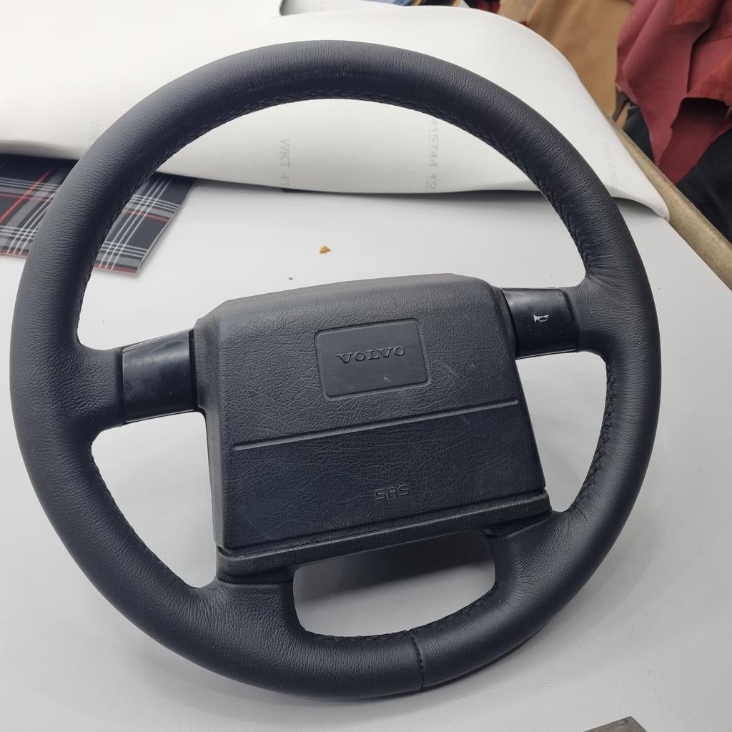 Nieuw bekleed lederen stuurwiel Volvo 940, Ophalen of Verzenden, Nieuw, Volvo