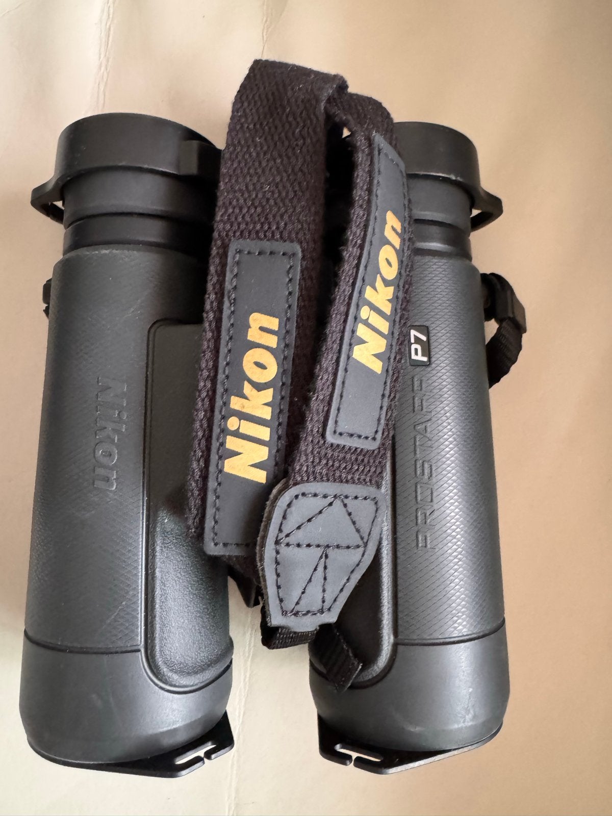 Nikon PROSTAFF P7 8x42 Verrekijker - Zo goed als nieuw, Ophalen, Dakkant (recht), Zo goed als nieuw, 8 tot 12x