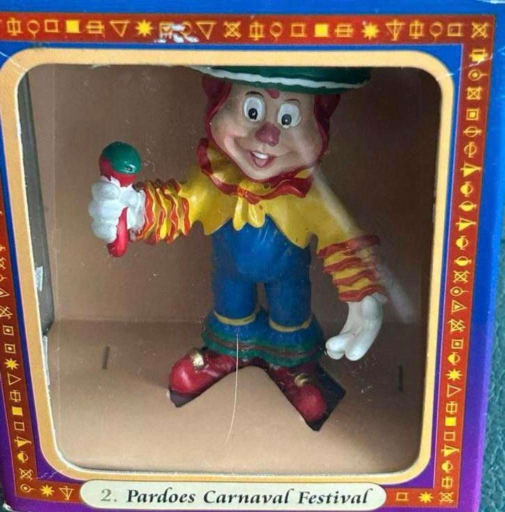 Efteling Pardoes Carnaval Festival Beeldje, Verzamelen, Efteling, Ophalen of Verzenden, Nieuw, Beeldje of Poppetje