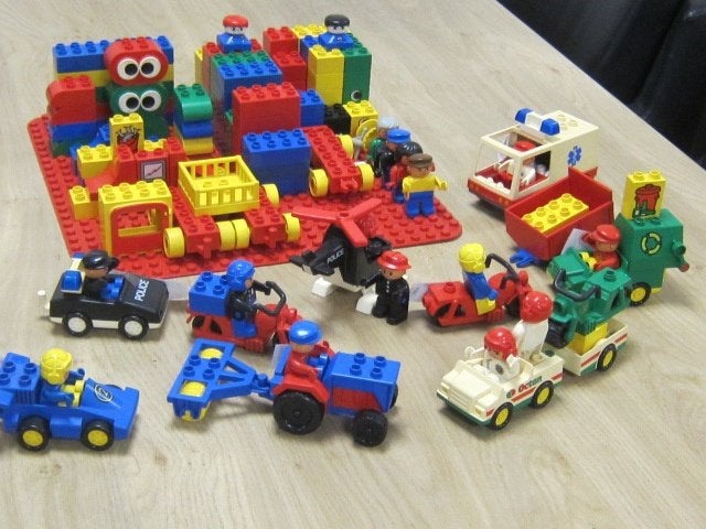 verzameling ouder Duplo auto's en stenen, Kinderen en Baby's, Speelgoed | Duplo en Lego, Zo goed als nieuw, Duplo, Ophalen of Verzenden