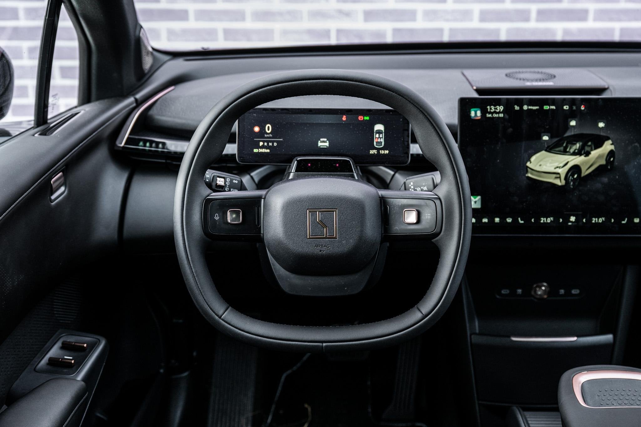 ZEEKR X RWD Long Range 69 kWh | Trekhaak | Warmtepomp | Pano, Gebruikt, Zwart, Zwart, Origineel Nederlands