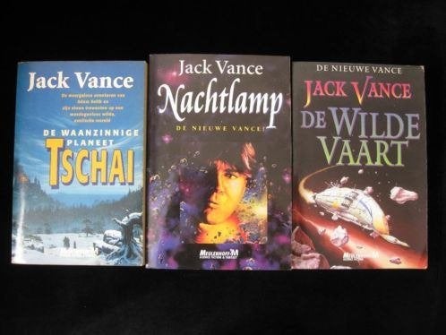 3x sf boeken jack vance,george pr martin, vd vogt, Ophalen of Verzenden, Zo goed als nieuw