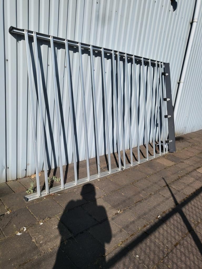 Aluminium Imperiaal  bedrijfsbus - Gebruikt, Ophalen, Gebruikt