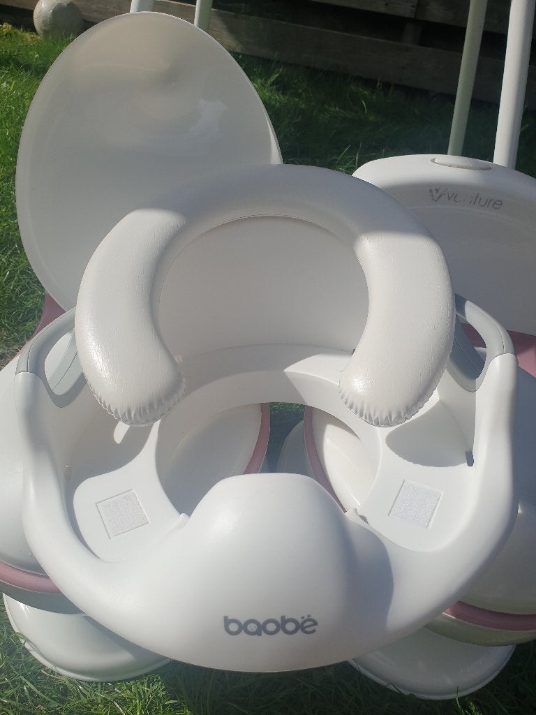 Complete set baby bad- & toiletartikelen – nette staat, Kinderen en Baby's, Zo goed als nieuw, Badje, Standaard, Ophalen