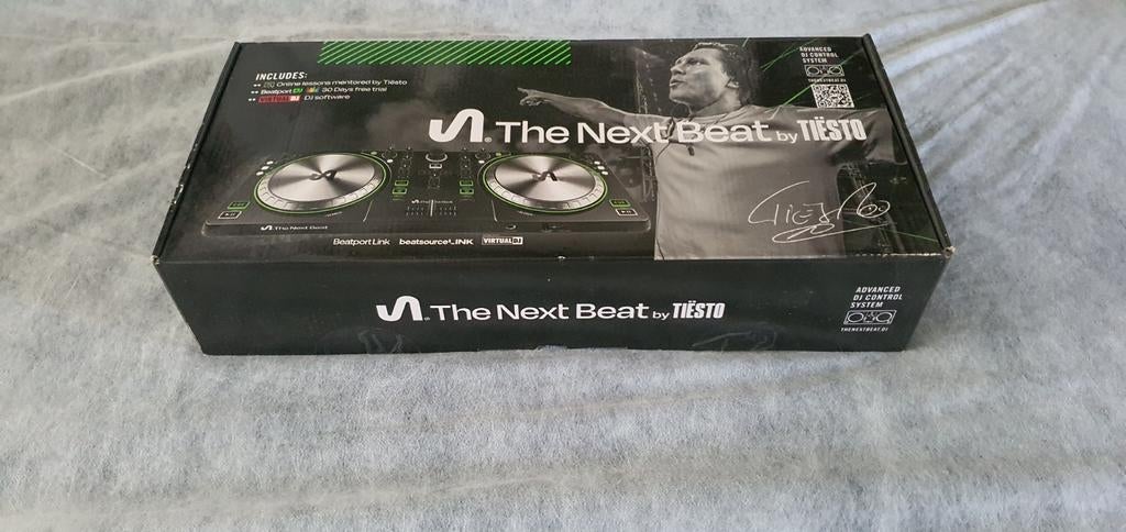 Dj set The next beat van Tiesto - Zo goed als nieuw, Muziek en Instrumenten, Dj-sets en Draaitafels, Ophalen, Zo goed als nieuw