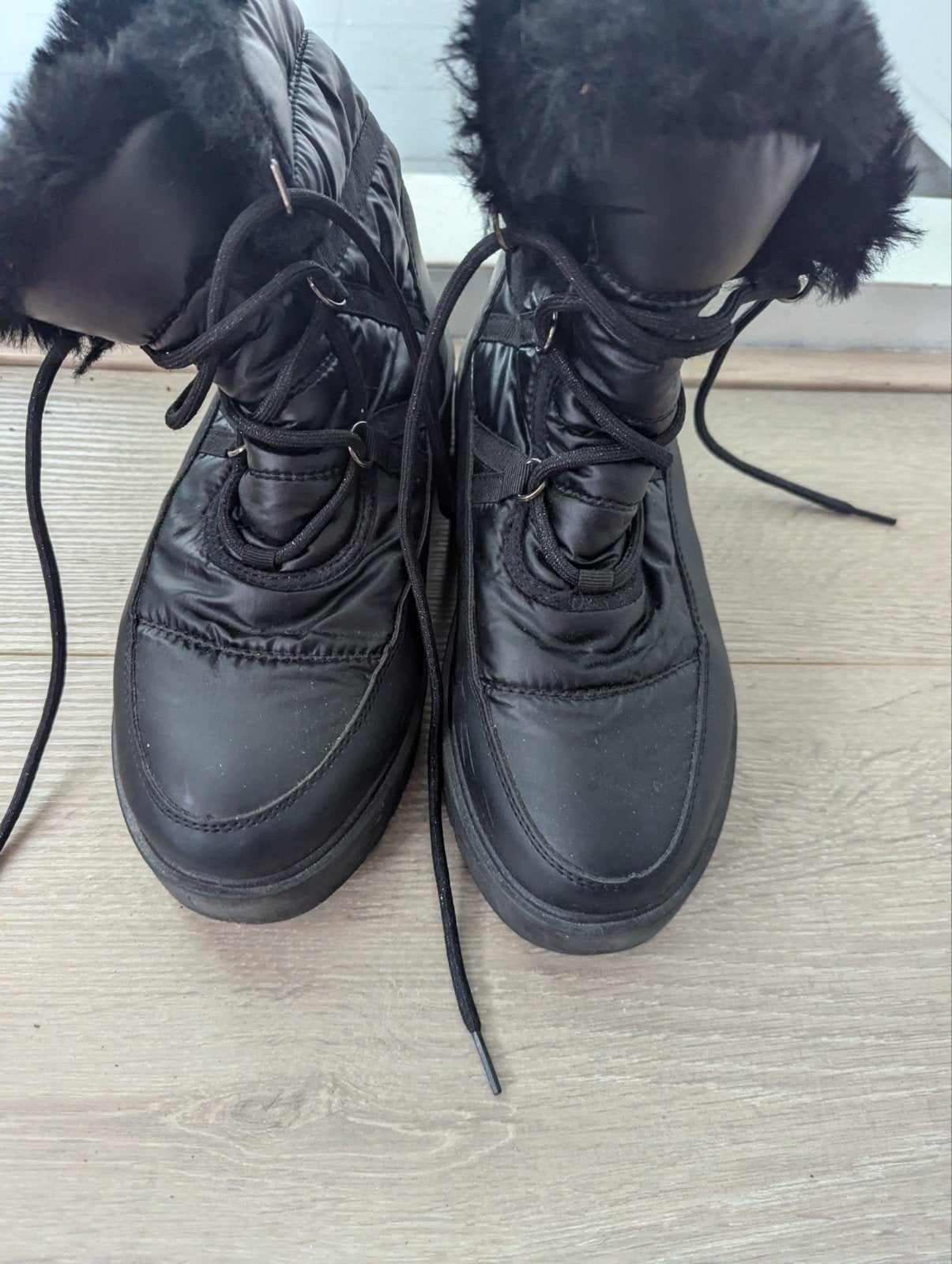 Warme winterlaarzen met bontvoering, Ophalen of Verzenden, Gedragen, Zwart, Snowboots
