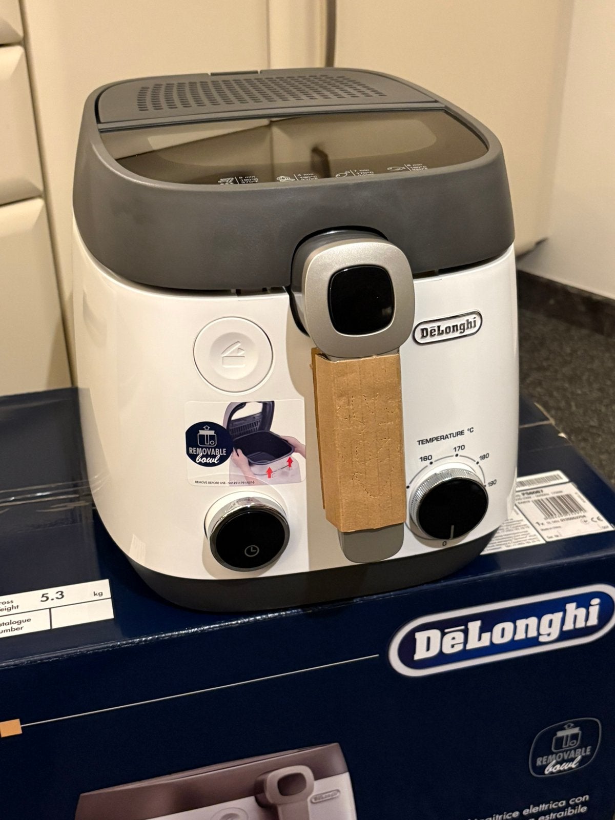 DeLonghi FS6067 frituurpan 2,4L nieuw, Witgoed en Apparatuur, 2 tot 3 liter, Ophalen, Nieuw, Uitneembare binnenpan