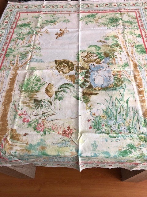 Beatrix Potter Lap Stof Tom Kitten en Zusjes Kat Poes, Overige kleuren, Nieuw, Ophalen of Verzenden, 30 tot 120 cm