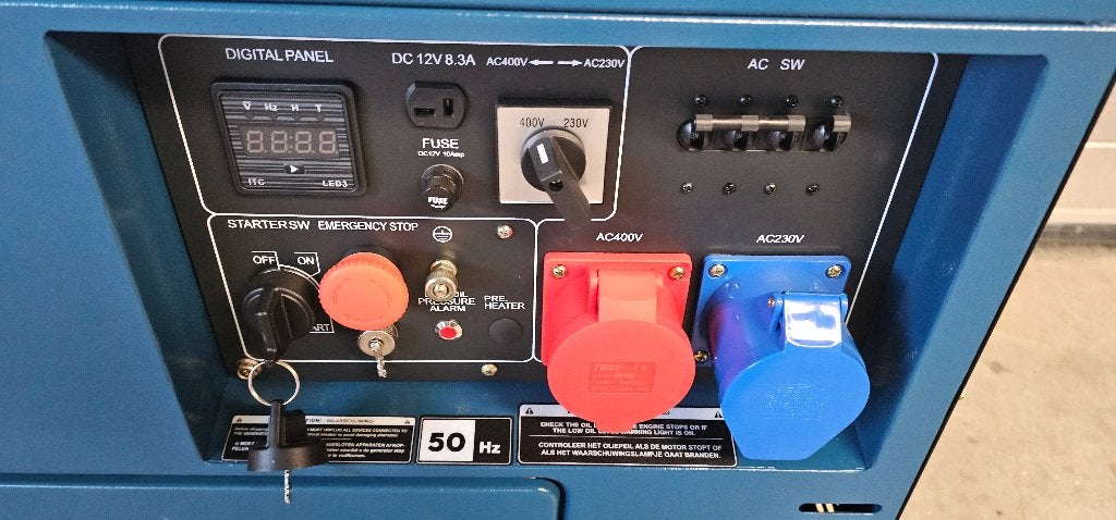 HBM 7900 Watt Diesel Generator - Aggregaat 400/230/12 Volt, Dieselolie, Geluidgedempt, Ophalen of Verzenden, Zo goed als nieuw
