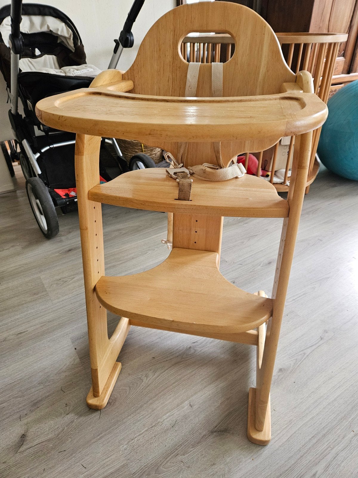 Houten meegroeistoel met eetblad en gordel, Ophalen, Gebruikt, Meegroeistoel, Afneembaar eetblad