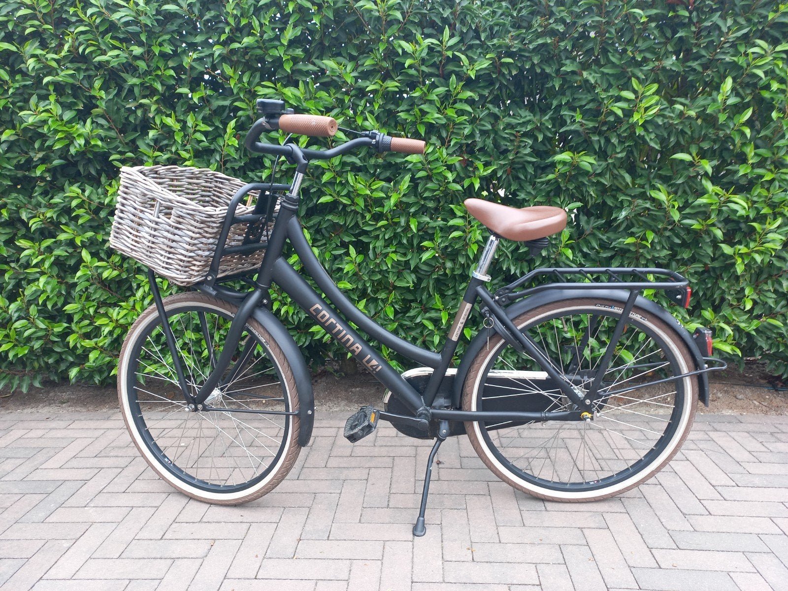 Cortina U4 Transportfiets 24 inch - zwart, Fietsen en Brommers, Ophalen, Terugtraprem, 24 inch, Versnellingen