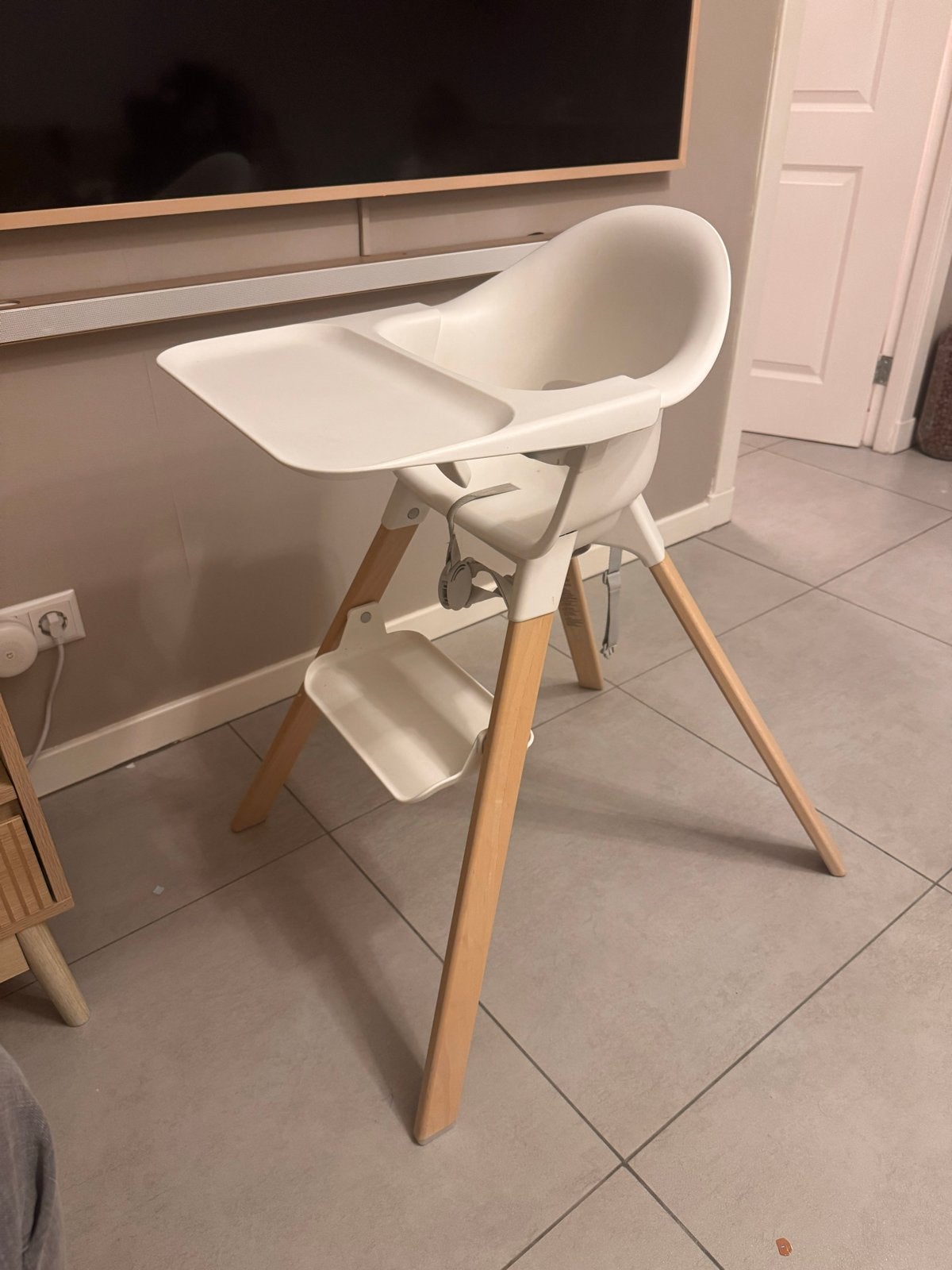Stokke clikk kinderstoel met eetblad en gordel, Ophalen, Zo goed als nieuw, Overige typen, Afneembaar eetblad