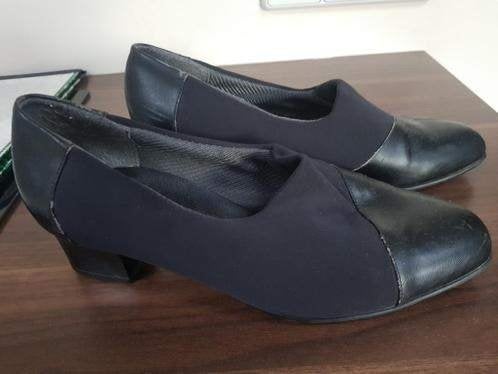 BELLA Rosa zwarte schoenen, maat 41, Schoenen met lage hakken, Zwart, Ophalen of Verzenden, Zo goed als nieuw