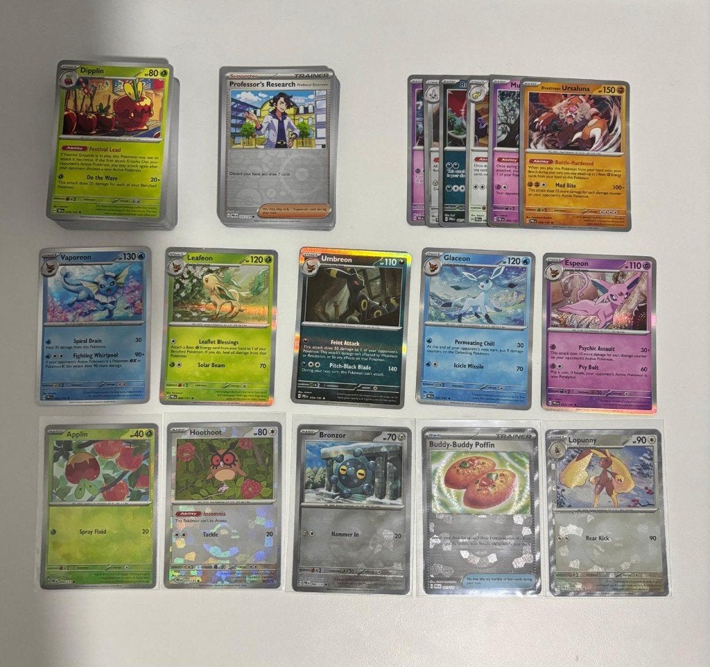Pokémon Prismatic Evolutions lot/bulk – 129 kaarten, Ophalen of Verzenden, Zo goed als nieuw, Meerdere kaarten, Foil