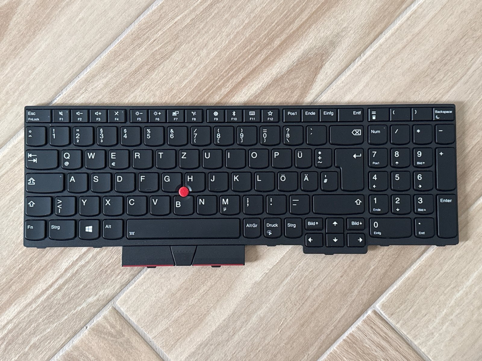 Lenovo ThinkPad Toetsenbord - QWERTZ - Zo goed als nieuw, Ophalen of Verzenden, Zo goed als nieuw, Numeriek gedeelte, Qwertz