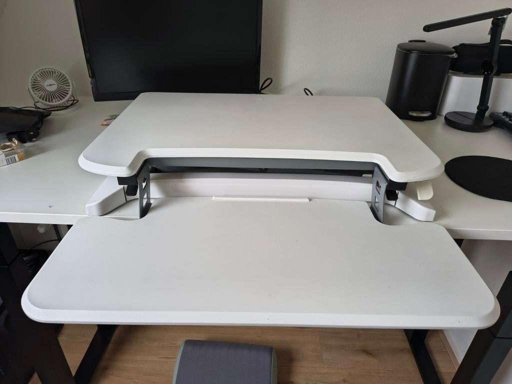 Euroseats zit sta module / deskraiser, Ophalen, Zit-sta bureau, Gebruikt, In hoogte verstelbaar