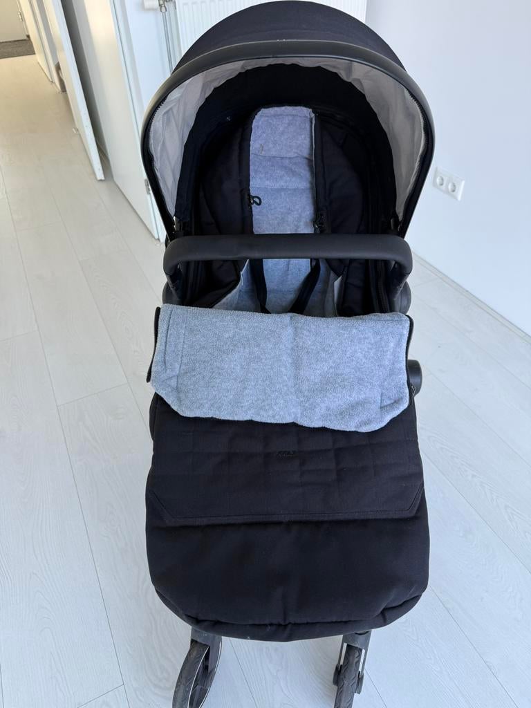 JooLZ kinderwagen zwart, Kinderen en Baby's, Kinderwagens en Combinaties, Ophalen, Zo goed als nieuw, Overige merken