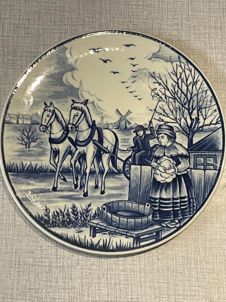 Royal Delft Blauw (Maan?) Handwerk, 19 centimeter doorsnede, Ophalen of Verzenden