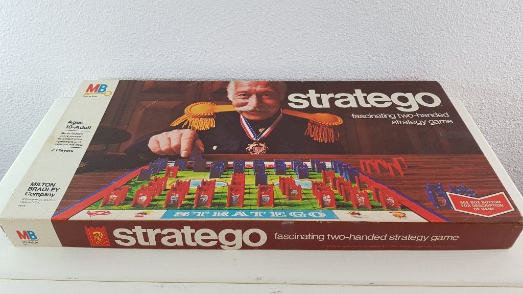 Stratego, MB Milton Bradley 1975, Engelse editie. 8C, Tweedehands verkoop, Tweedehands verkoop, Gebruikt, Ophalen of Verzenden