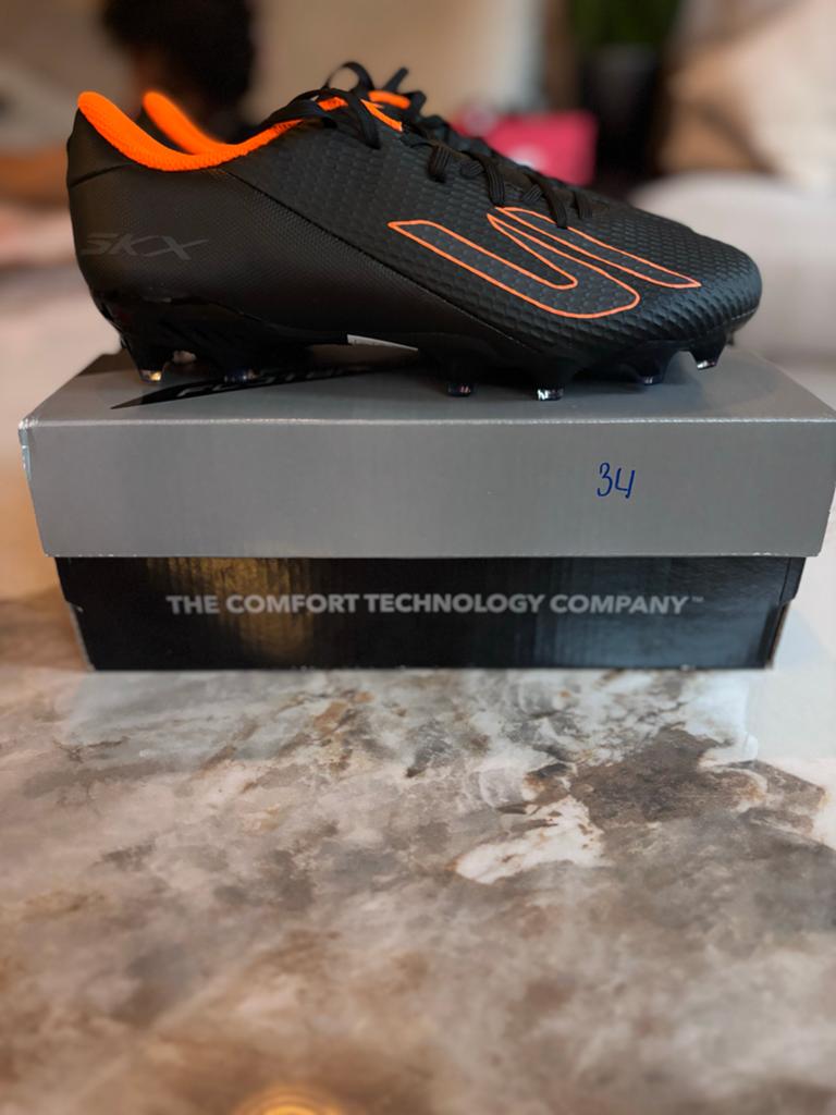 Skechers SKX 2 Gold Voetbalschoenen - Maat 34, Ophalen of Verzenden, Nieuw, Schoenen
