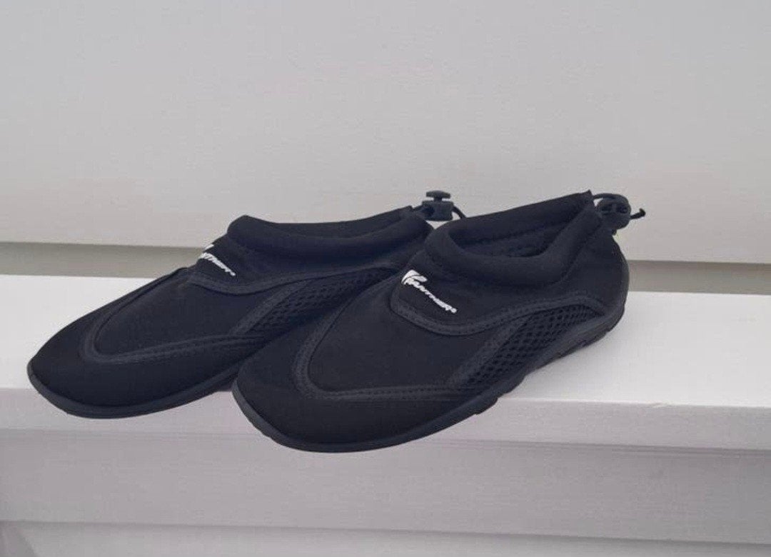 Surf schoenen Nieuw!, Ophalen of Verzenden, Nieuw, Jongen of Meisje, Schoenen