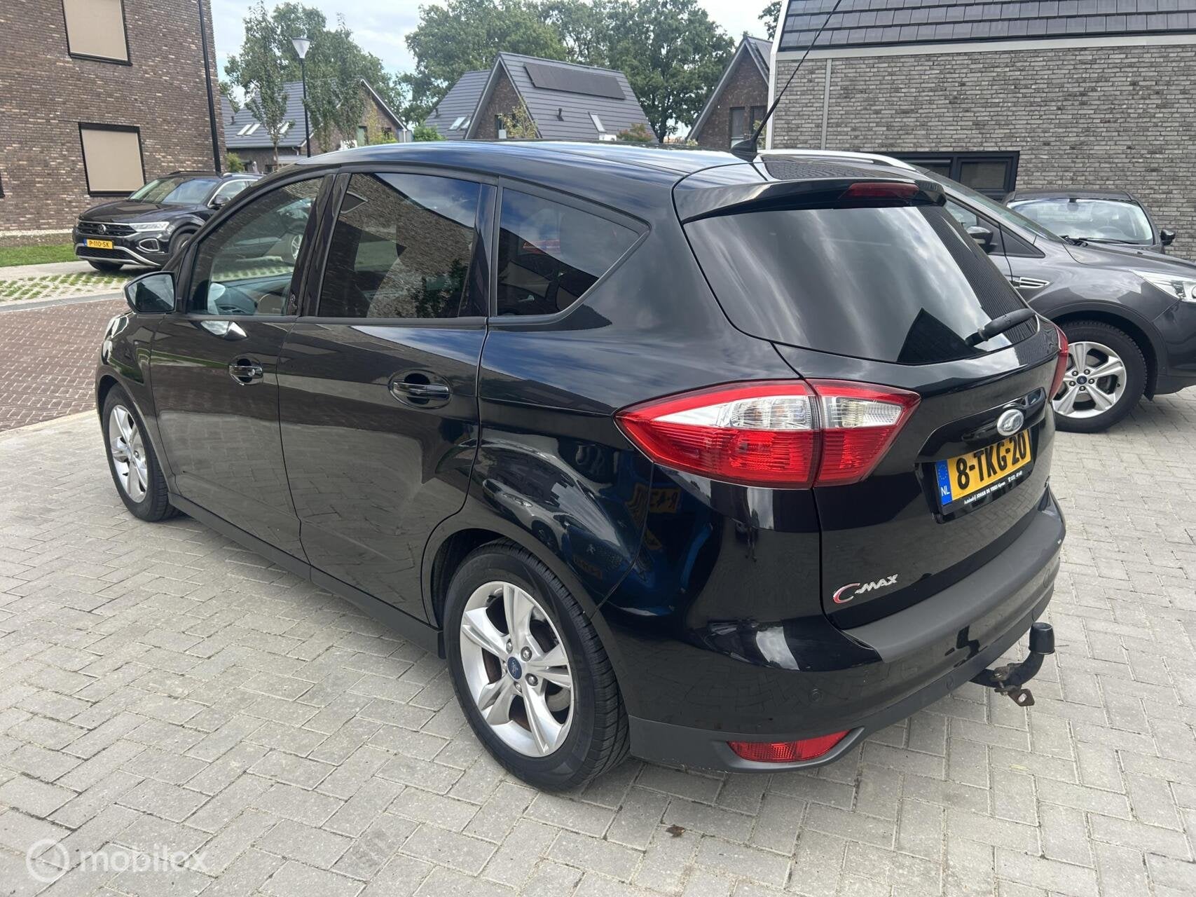 Foto 3 van Ford C-Max 1.6 150 PK Titanium Pano Stoelver