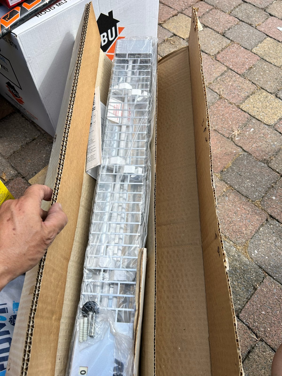 AKO Carmen 2000 Badkamerstraler - 2000 Watt, Doe-het-zelf en Verbouw, Minder dan 30 cm, Radiator, Nieuw, Ophalen of Verzenden