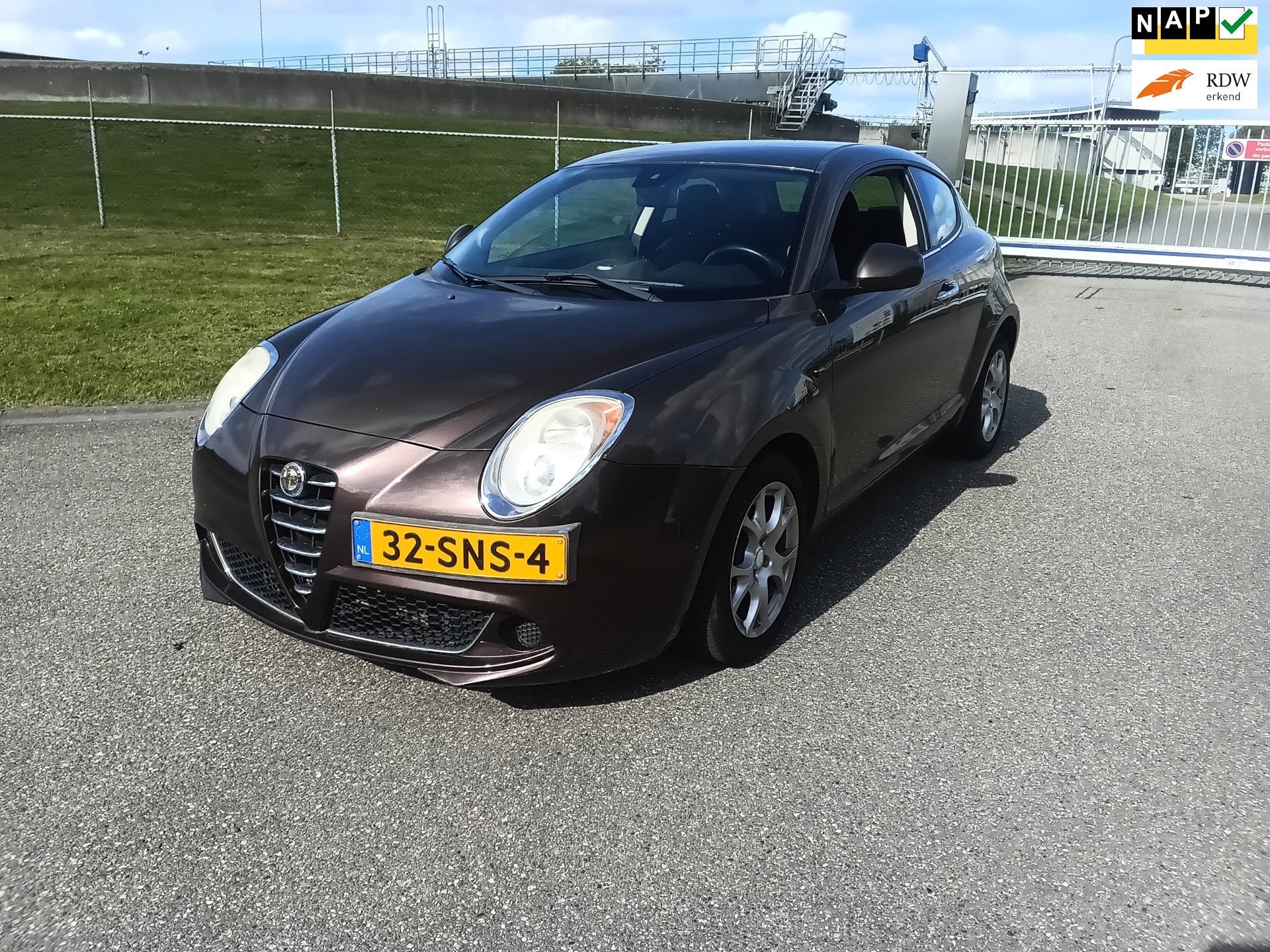 Alfa Romeo MiTo 1.3 JTDm ECO Essential AUB ADVERTENTIE LEZEN, Auto's, Voorwielaandrijving, Euro 5, 28 km/l, Gebruikt