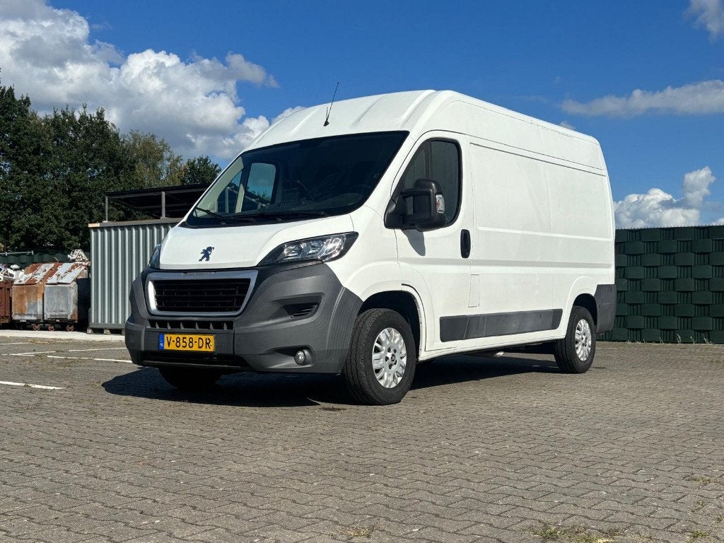 Peugeot Boxer GB 330 L2h2 130PK 2017 AIRCO|NAVI|CRUISE, Auto's, Voorwielaandrijving, Stof, 4 cilinders, Wit