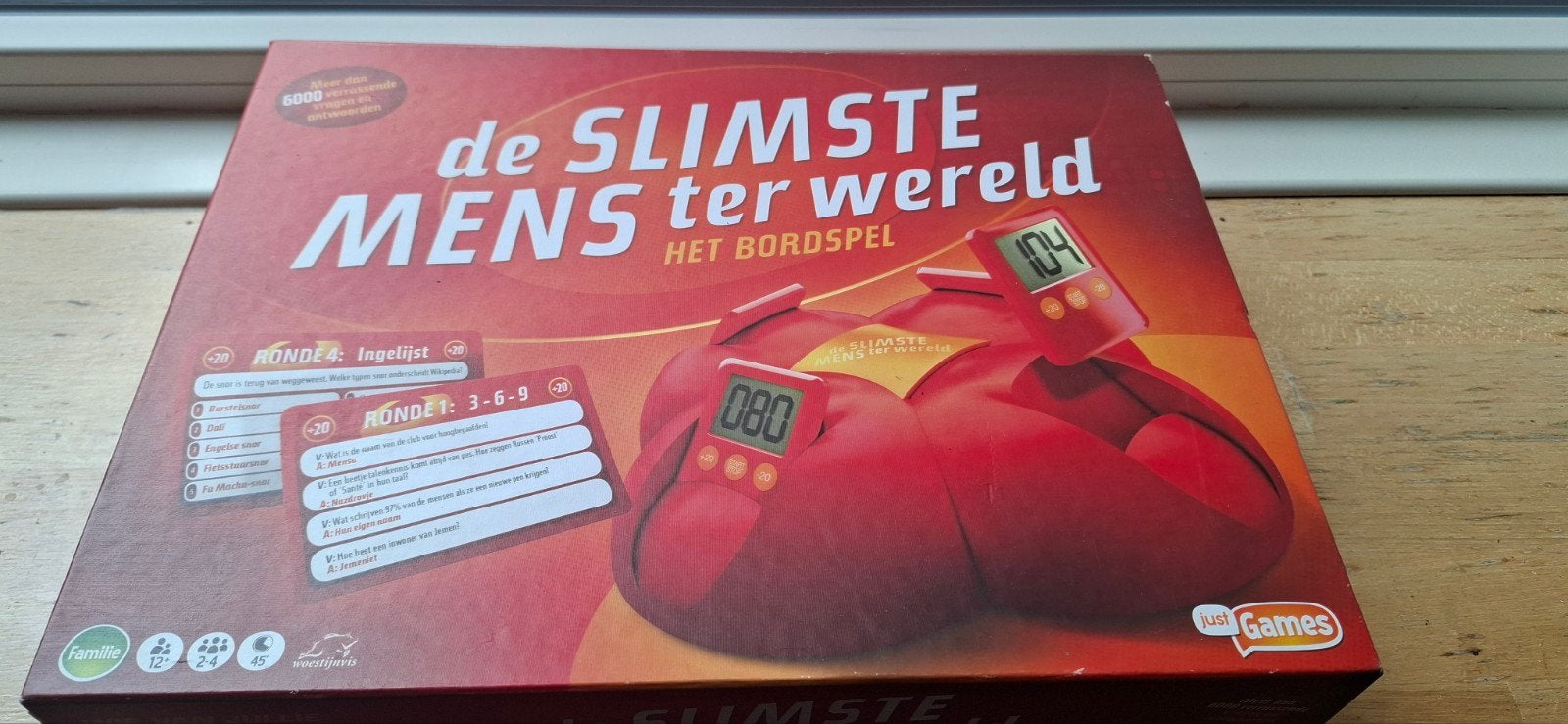 Bordspel de slimste mens ter wereld, Hobby en Vrije tijd, Gezelschapsspellen | Bordspellen, Ophalen of Verzenden, Nieuw