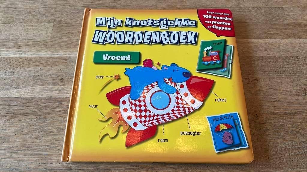 Mijn knotsgekke woordenboek Vroem! flapjesboek voertuig, Ophalen of Verzenden, Gelezen