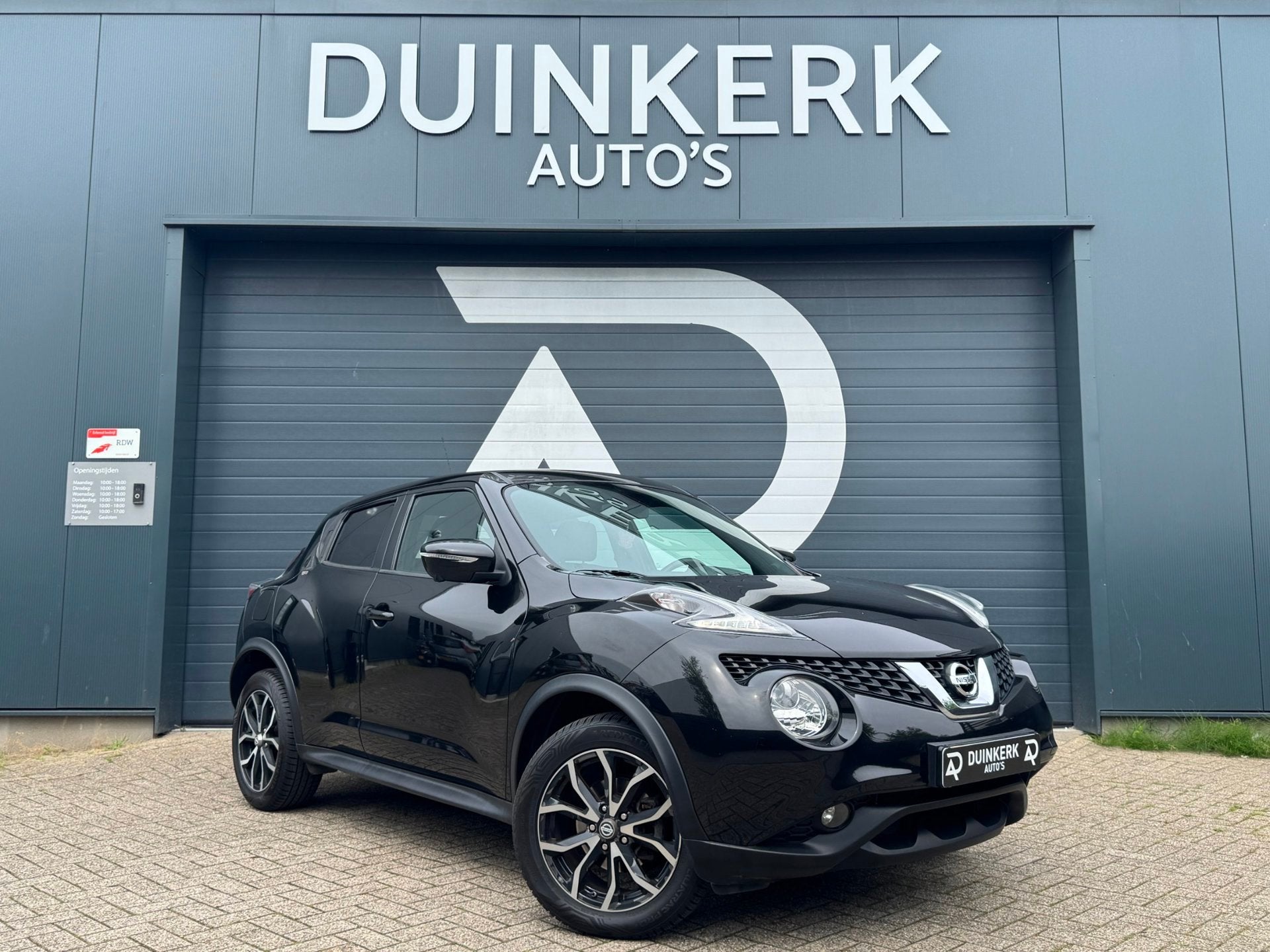 Nissan Juke 1.6 Connect Edition | Automaat | Airco | Climate, Auto's, Stof, Zwart, 4 cilinders, Origineel Nederlands