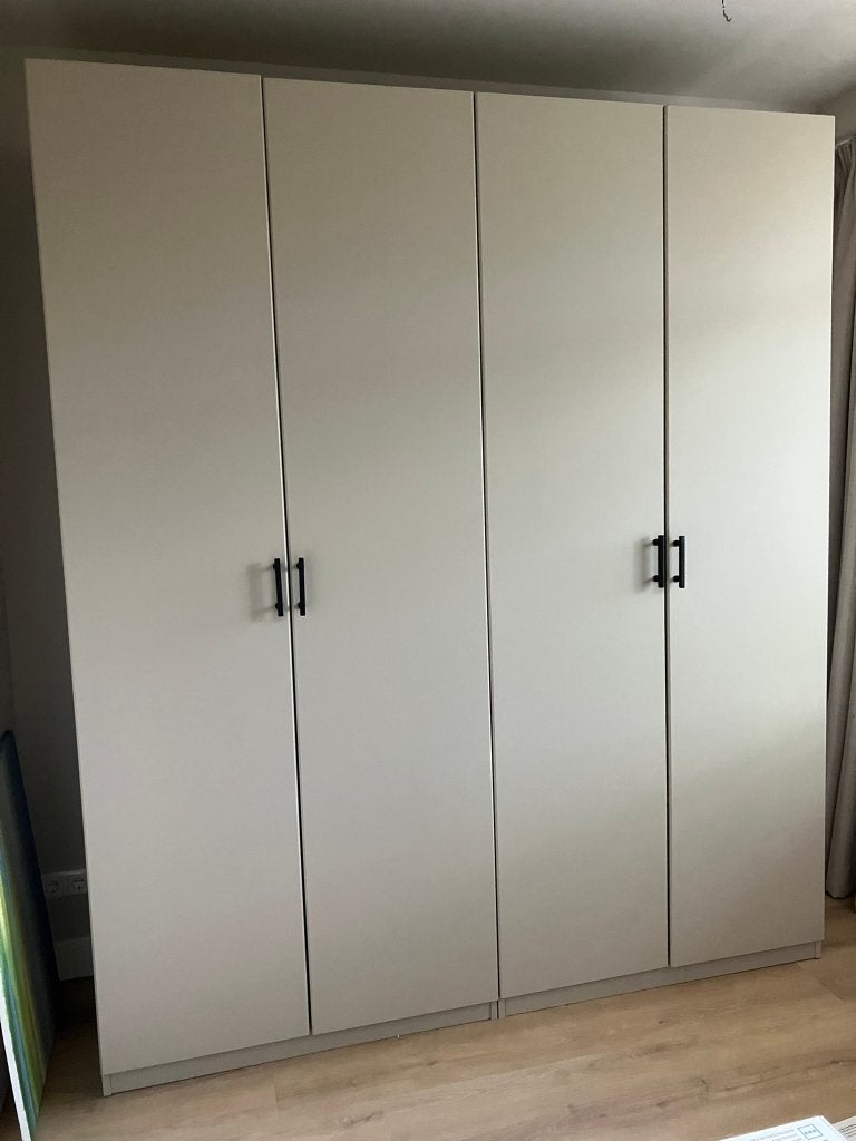 IKEA Pax kledingkast grijsbeige 236 x 200 x 58 (HxBxD), Ophalen, 200 cm of meer, Met plank(en), 150 tot 200 cm