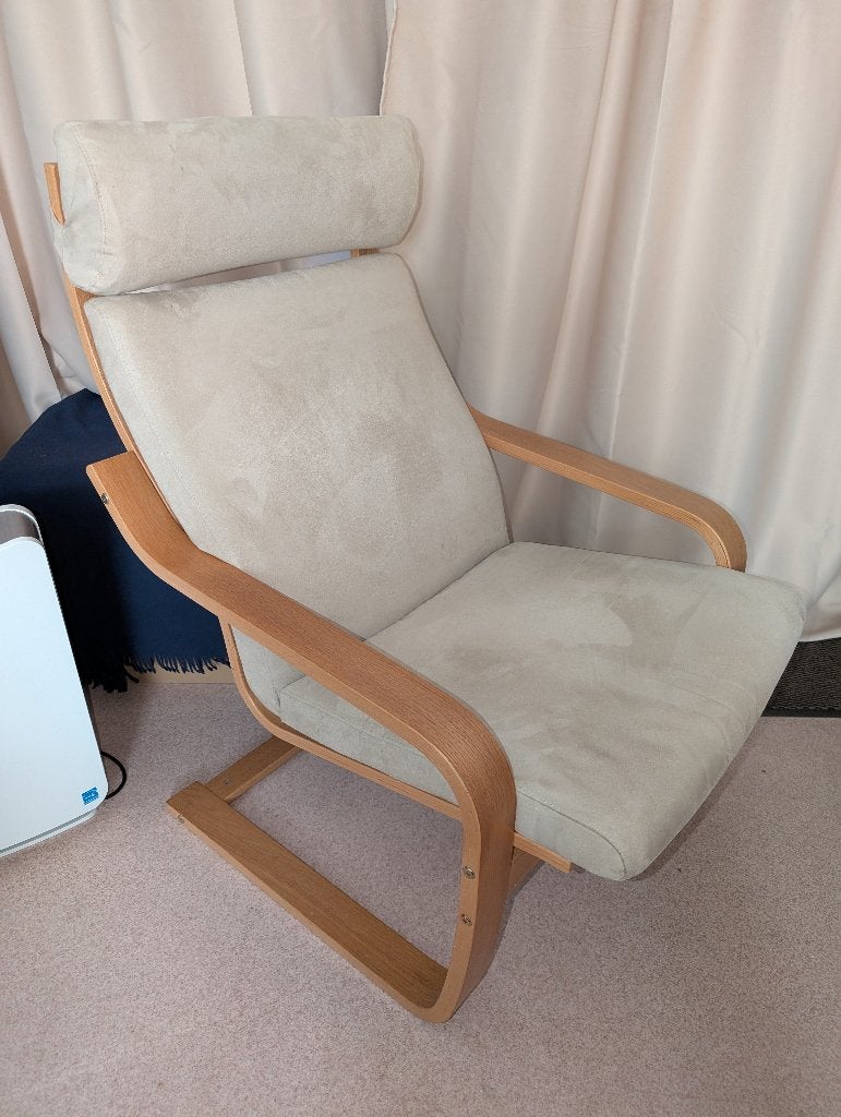 Ikea Poang stoel fauteuil kleur licht taupe met voetenbankje, Ophalen, Gebruikt, 75 tot 100 cm, Stof