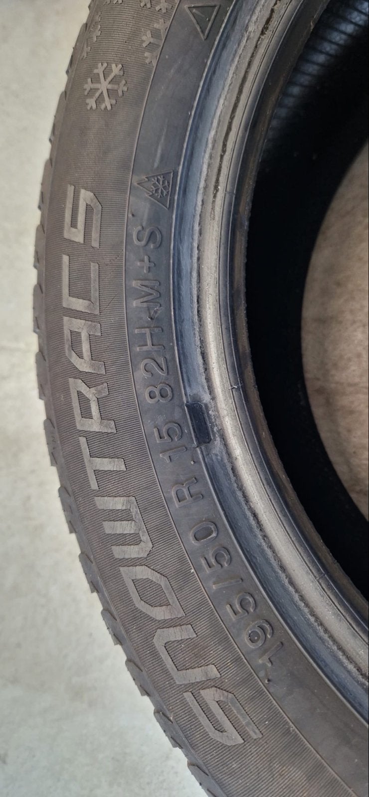 Set van 4 gebruikte 15 inch winterbanden voor Ford Fiesta, Ophalen, Gebruikt