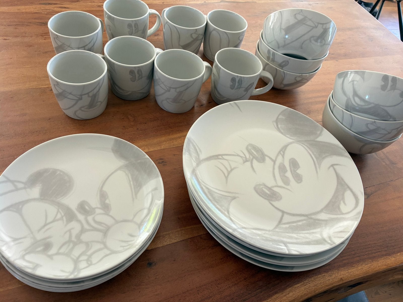 Mickey Mouse Servies Set - Borden, Kommen en Mokken, Huis en Inrichting, Keuken | Servies, Gebruikt, Overige merken, Keramiek