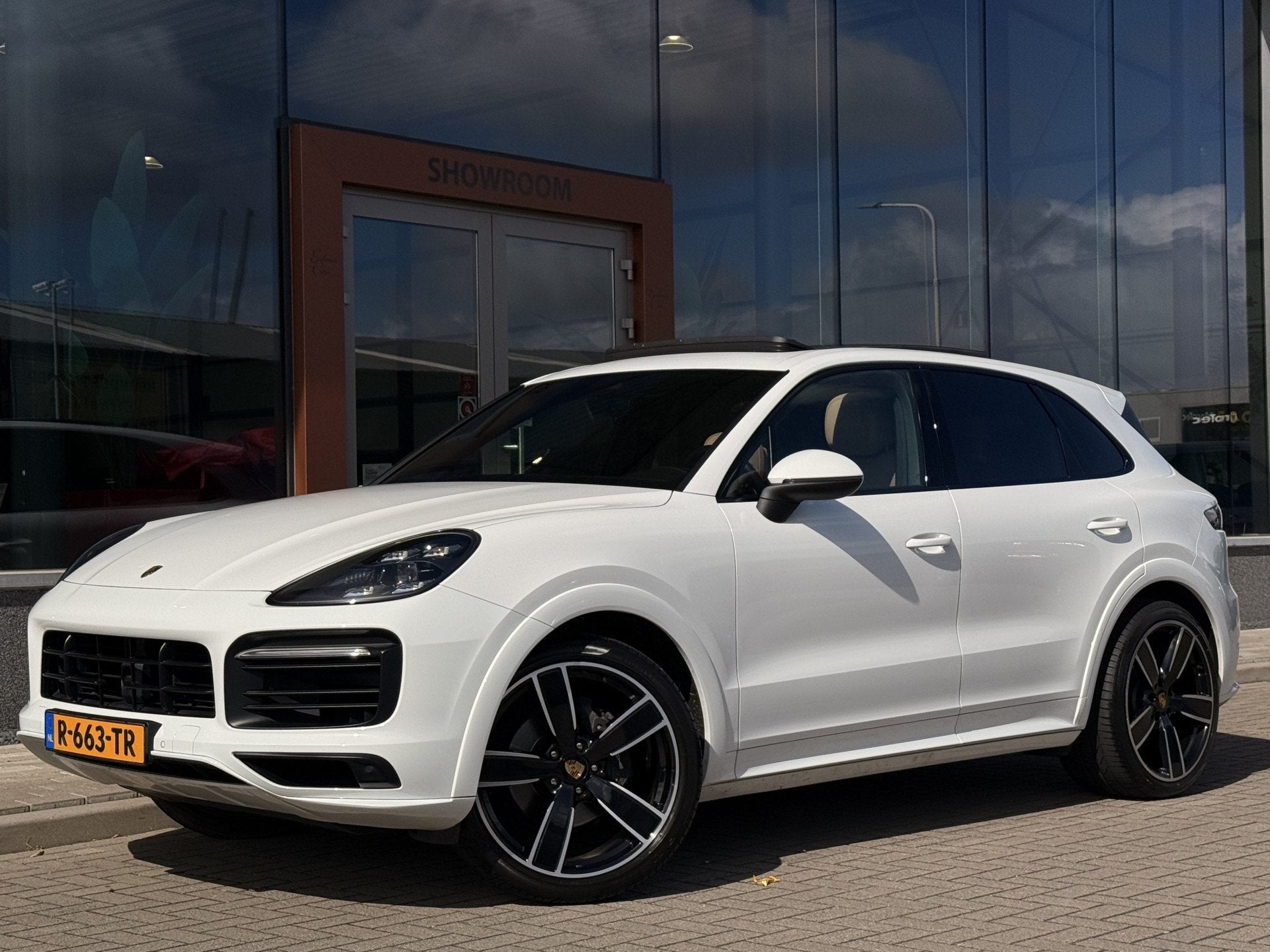 Porsche Cayenne 3.0 | SportDesign | Pano | SportChrono | Luc