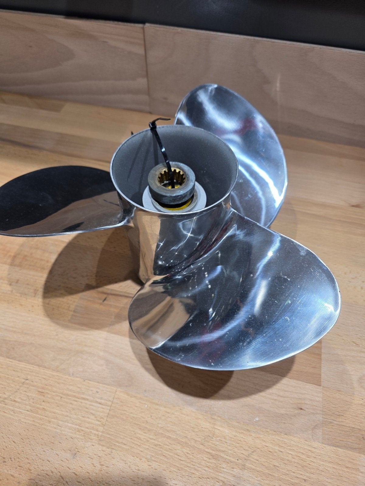 Solas Rubex rvs propeller  13 3/4 x 13p  3 blads zgan, Watersport en Boten, Ophalen of Verzenden, Zo goed als nieuw, Motor en Techniek