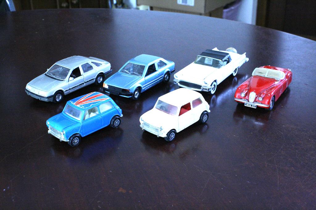 6 x Corgi Toys 1:36, Ophalen of Verzenden, Gebruikt, Auto