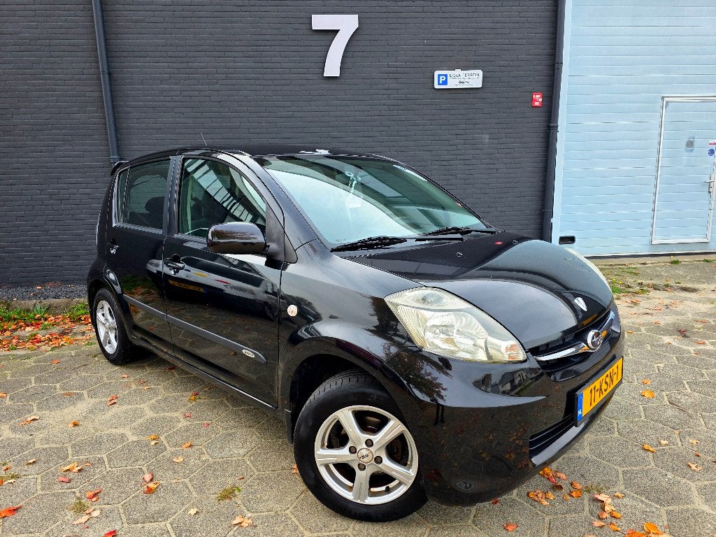 ✅️ Subaru Justy 1.0 Benzine 2010 Sport ✅️ Nieuwe APK ✅️, Auto's, Voorwielaandrijving, Stof, Verwarmde buitenspiegels, Zwart