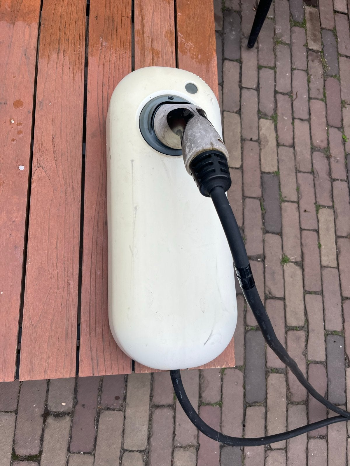 Newmotion Laadpaal met 6 meter laadkabel, Ophalen of Verzenden, Gebruikt, Laadpaal