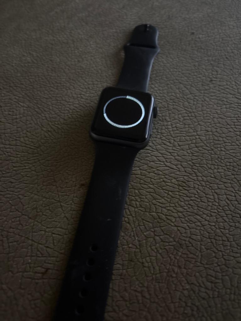Apple Watch Series 3 GPS 42mm Zwart, Ophalen, Zwart, IOS, Waterdicht