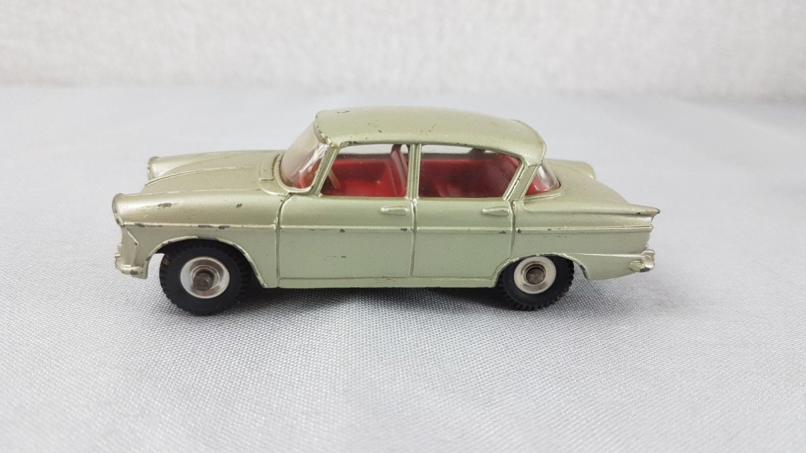Dinky Toys 145 Singer Vogue, Ophalen of Verzenden, Gebruikt, Auto, Dinky Toys