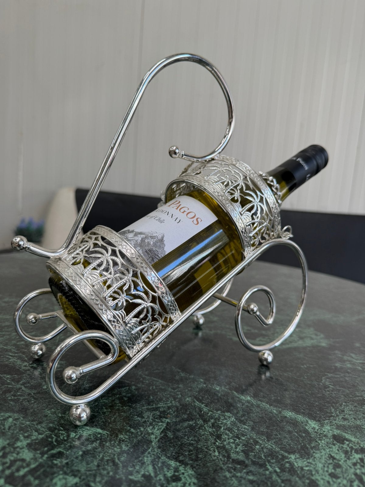 Decoratieve metalen wijnhouder / wijnrek – zilverkleurig, Ophalen, Zo goed als nieuw, Metaal, Minder dan 5 flessen